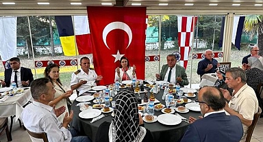 Şehit ve gazi aileleri onuruna anlamlı yemek