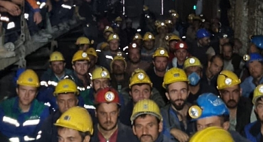 Zafer Partisi'nden Madencilere Destek! 