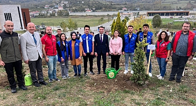 100. Yıl Hatıra Ormanı Fidan Dikim Etkinliği Gerçekleştirildi