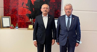 CHP'de değişim kişi ve kadrodan ibaret değil!