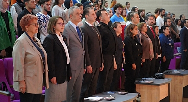 Cumhuriyet'e bakmak
