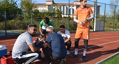 Malzemeciye top çarptı