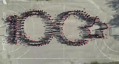 Öğrencilerden 100.yılın anısına görsel şölen