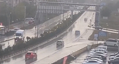 Uyarı verilen ilde sağanak yağmur başladı