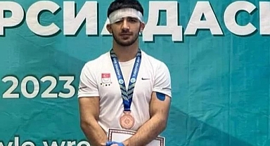 Emre Kural Dünya 3'üncüsü oldu