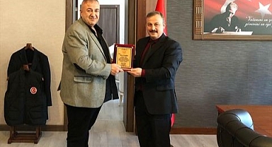 Kaymakam’dan teşekkür plaketi
