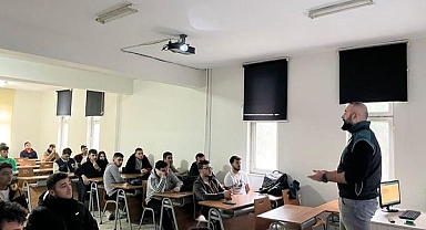 Narkotik ekipleri üniversite öğrencilerini koruyor