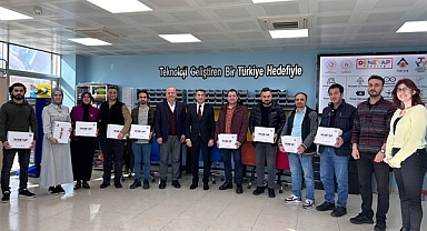 Proje öğretmenlerine anlamlı hediye