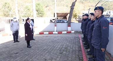 Vali’den Karakol’a ziyaret