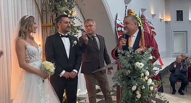 Başkan nikah kıydı!