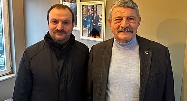 Akın'a Veda Etti