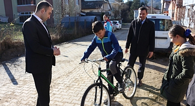 Kaymakam, Mutluluğa Ortak Oldu