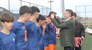 Bartın Gençler grup maçlarına ev sahipliği yaptı