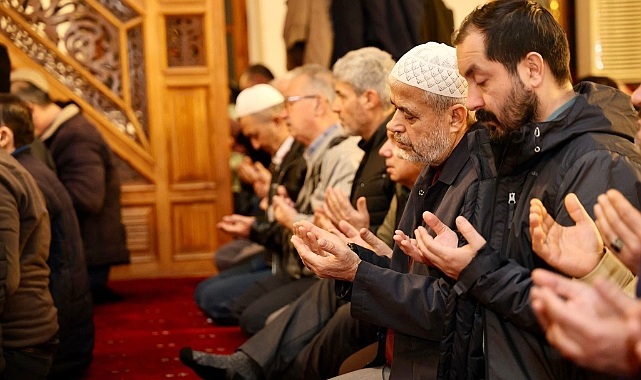 Dualarla Dolu Bir Gece