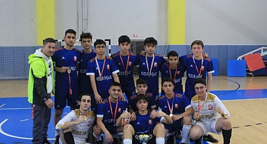 Futsal'da Mustafa Yaman AİHL şampiyon oldu