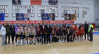 Genç Kızlar Futsal Müsabakaları Sona Erdi