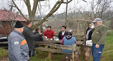 Kaymakam, Sorunları Yerinde Dinliyor