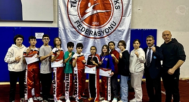 Kick Boks şampiyonasında 2 altın madalya geldi