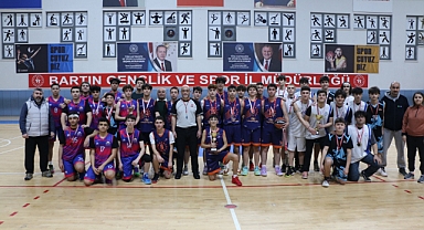Kulüpler arası U-18 basketbol müsabakaları Sona Erdi