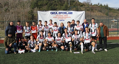 Sakarya Spor Lisesi yarı finale çıktı