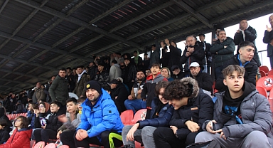 U16 maçında tribünler doldu taştı