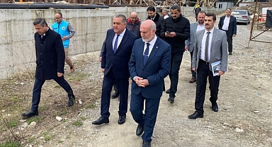 Başkan, Cami İnşaatı'nda