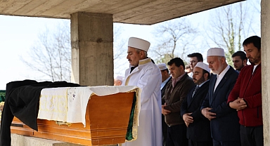 Çakmak, Toprağa Verildi