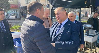 Esnafı Ziyaret Etti, Çalışmalarını Anlattı