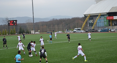 Gol düellosunu Kemerspor kazandı:4-3