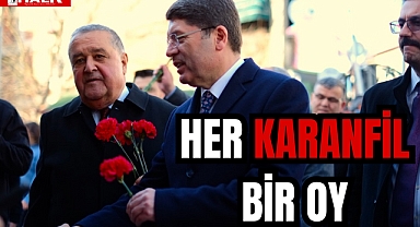 HER KARANFİL BİR OY