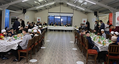 İftarı Minik Hafızlarla Açtı