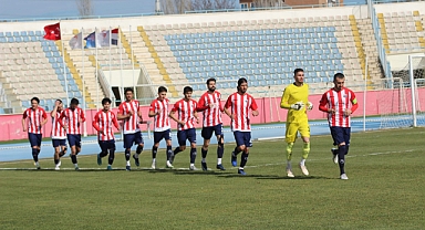 Lider ikinci yarıda ilk puanını kaybetti