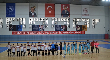 Mustafa Kemal Ortaokulu Futsal’da 3.oldu