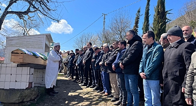Şen, Toprağa Verildi