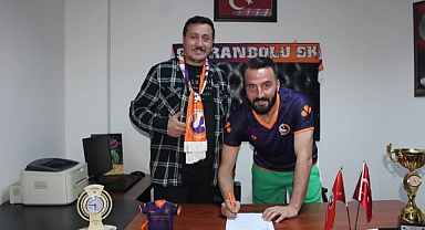 Sercan Tunç yeni kulübü ile sözleşme imzaladı