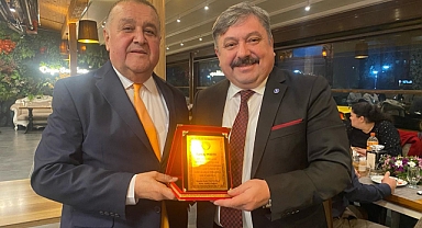 Son Meclis Toplantısı Duygusallığı