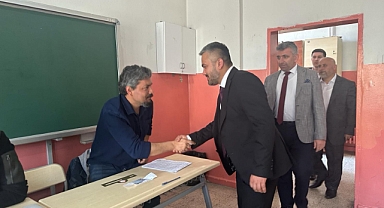 Tutkun, Sandıkları Gezdi
