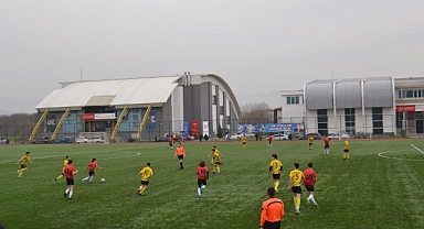 U15’de Bartın Gençlerbirliği ilk maçını 2-0 kazandı
