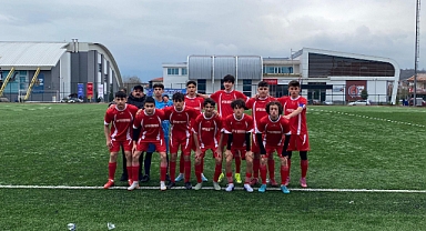 U17’de Kemergençlikspor 2.maçını kazandı