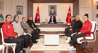 Vali Nurtaç Arslan, Kemerspor yönetimini kabul etti