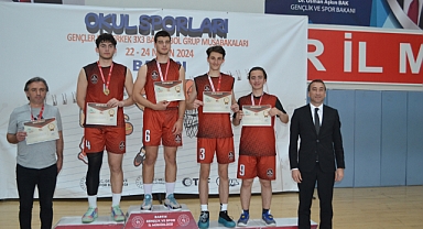 3x3 baskette Sakarya Bahçeşehir Koleji 1.oldu