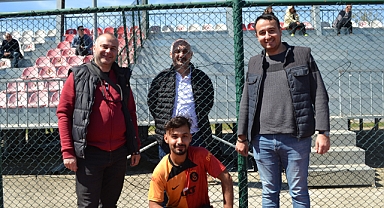 Amatör maçın keyfini yaşadılar
