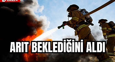 ARIT BEKLEDİĞİNİ ALDI