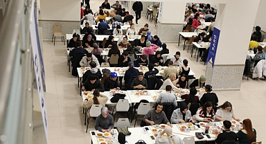 BARÜ’lü Öğrenciler İftarda Buluştu