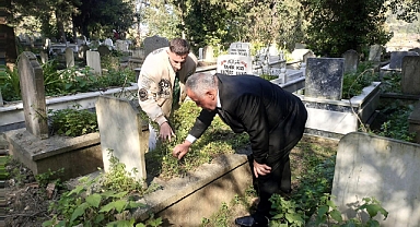 Bayram Öncesi Mezarlık Mesaisi