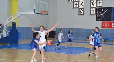 Bolu Spor Lisesi 3x3 baskette yarı finale çıktı