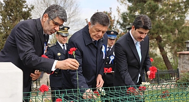 Yalçınkaya Şehitleri Andı