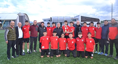 Bartın Gençlerbirliği U15 takımı Zonguldak grubuna düştü