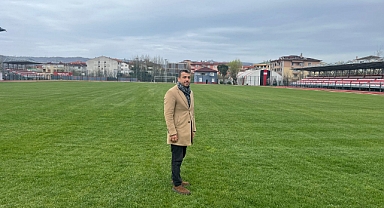 Bartınspor Başkanı Yıldırım, Stadyumda incelemelerde bulundu