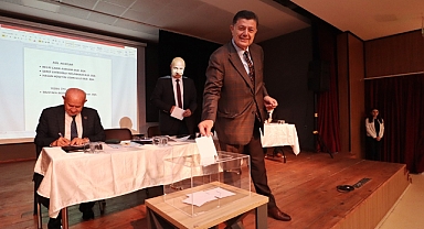 BAŞKAN YALÇINKAYA, MECLİS ÜYESİ SEÇİMİNE KATILDI